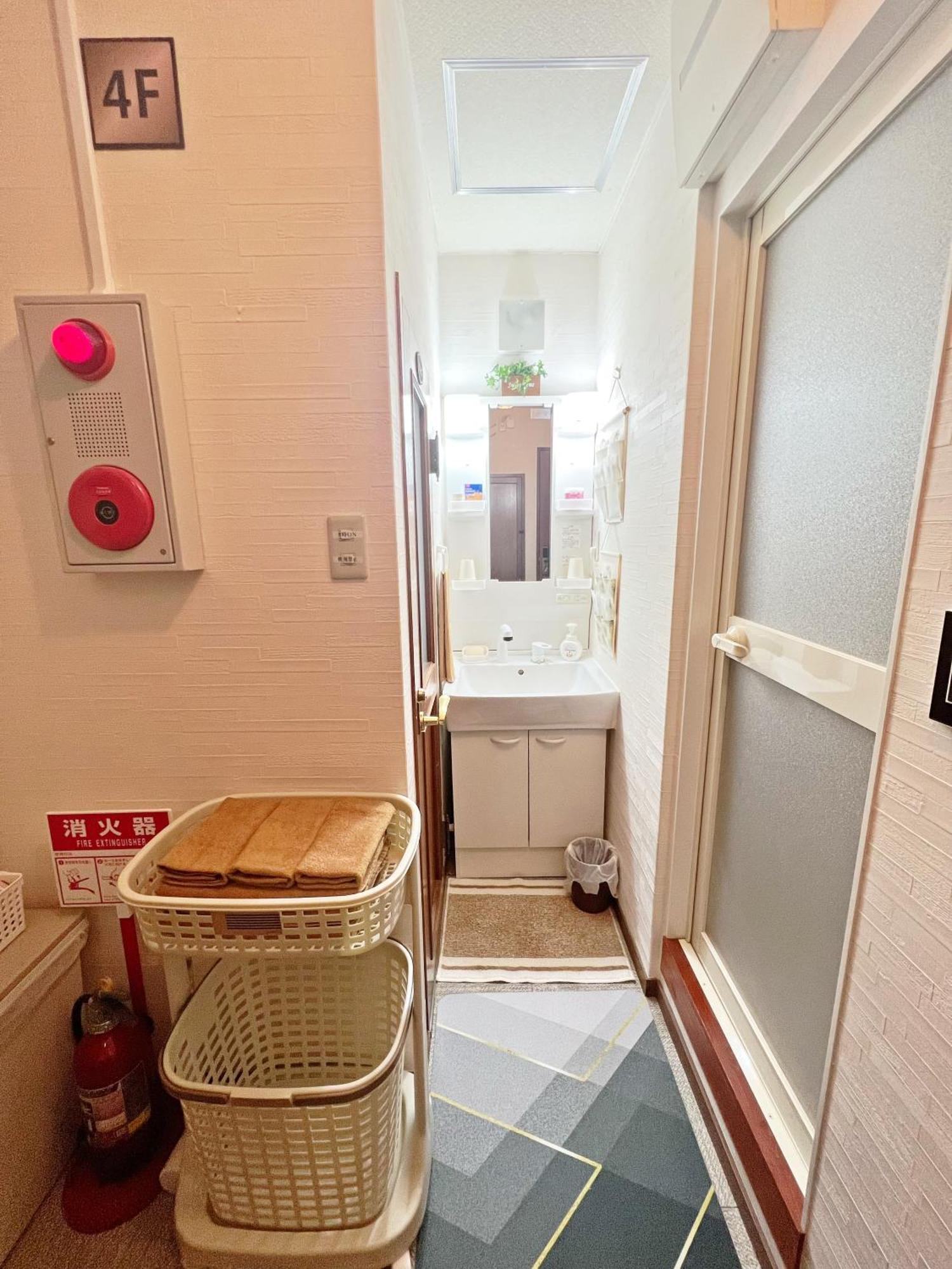 関空直行,駅3分一軒家guesthouse017大阪,3線利用,難波,心斎橋,道頓堀直行10分,奈良,Usj直行30分 エクステリア 写真